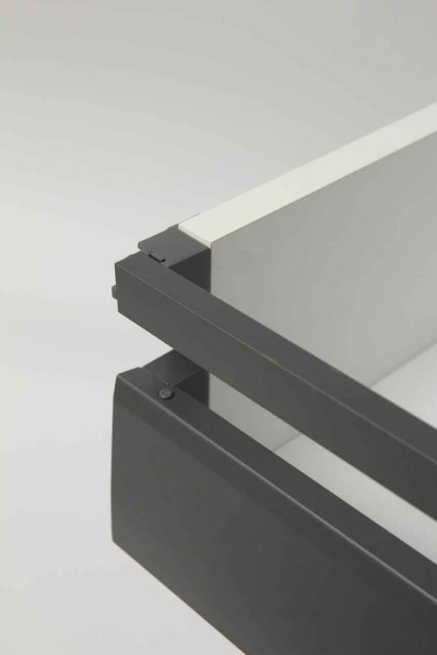 SBR05GRPH/ L450- Продольный прямоугольный рейлинг д/направляющих SB (графит) Boyard